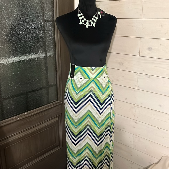 NWT a.n.a. A New Approach Womens Skirt Stretchy - Picture 2 of 8